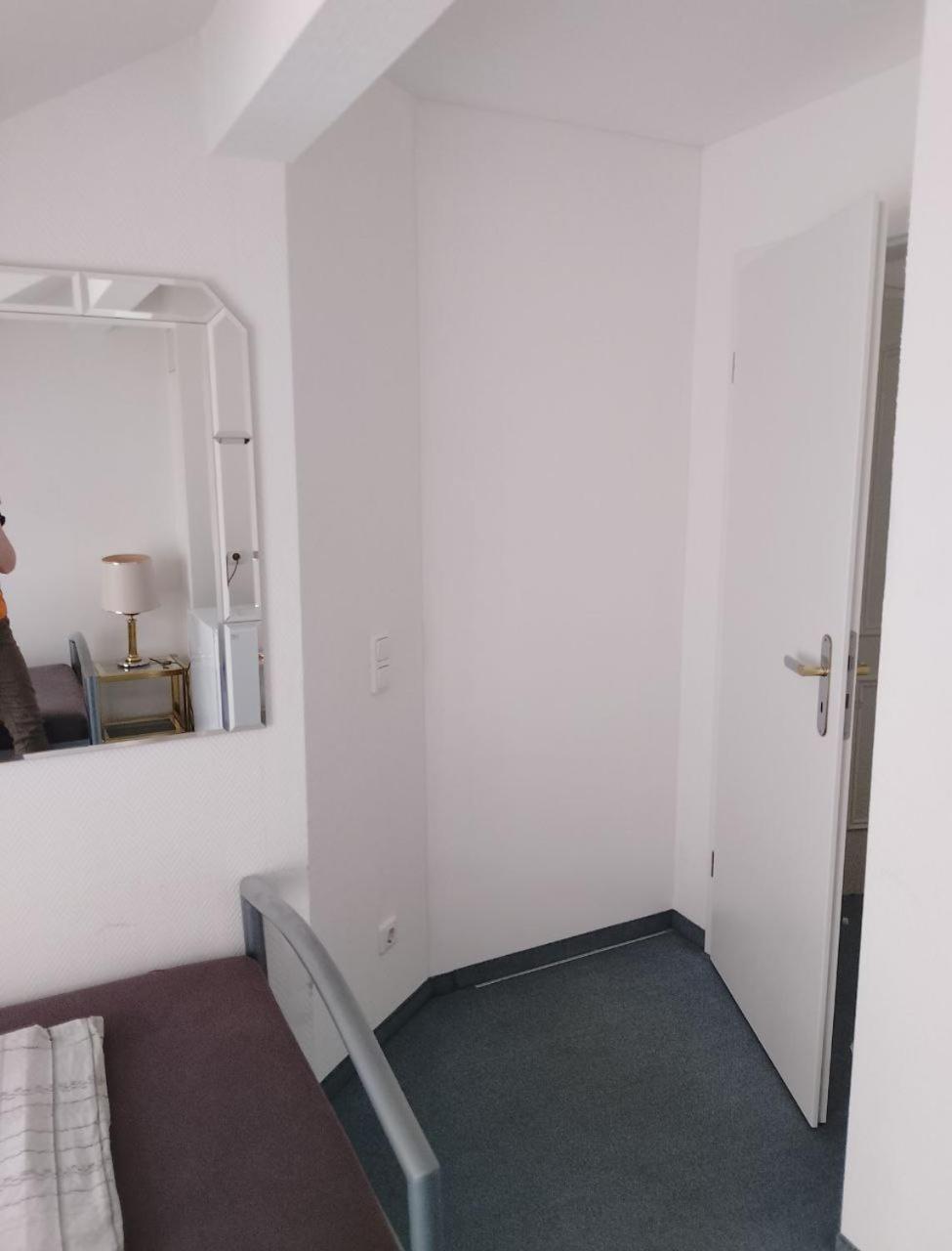 Pension Fuer Monteure In Dresden, Zimmer Mit Eigenem Bad Und Grosser Gemeinschaftskueche Extérieur photo