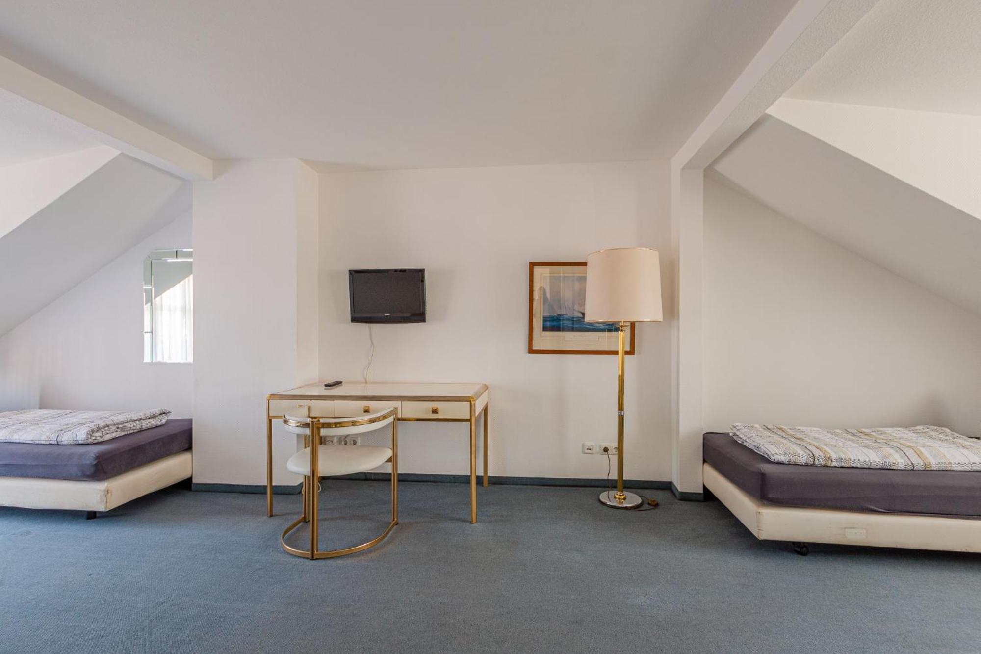 Pension Fuer Monteure In Dresden, Zimmer Mit Eigenem Bad Und Grosser Gemeinschaftskueche Extérieur photo