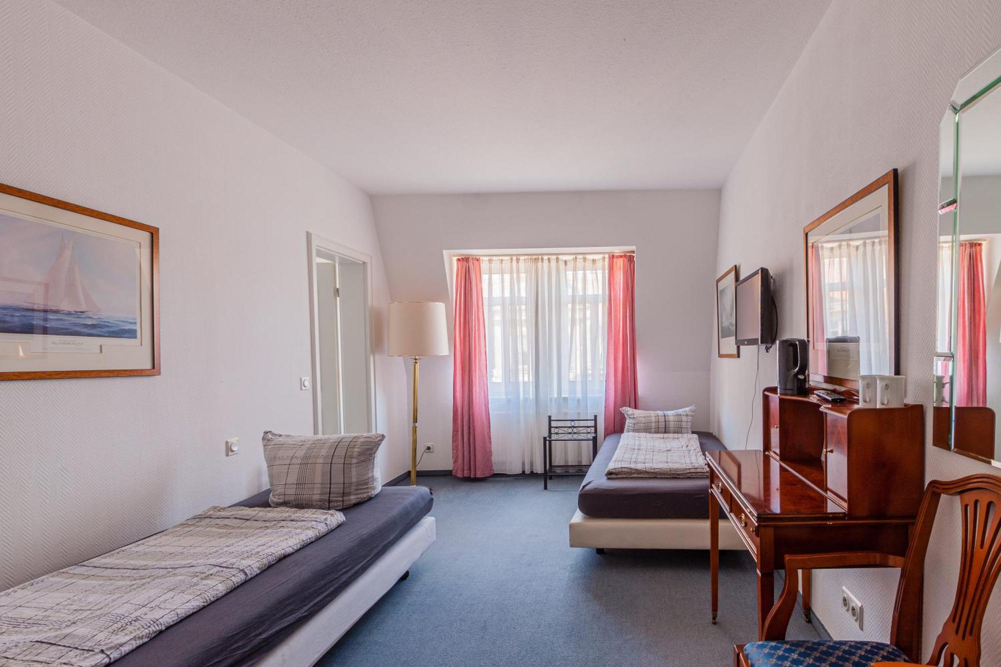 Pension Fuer Monteure In Dresden, Zimmer Mit Eigenem Bad Und Grosser Gemeinschaftskueche Extérieur photo